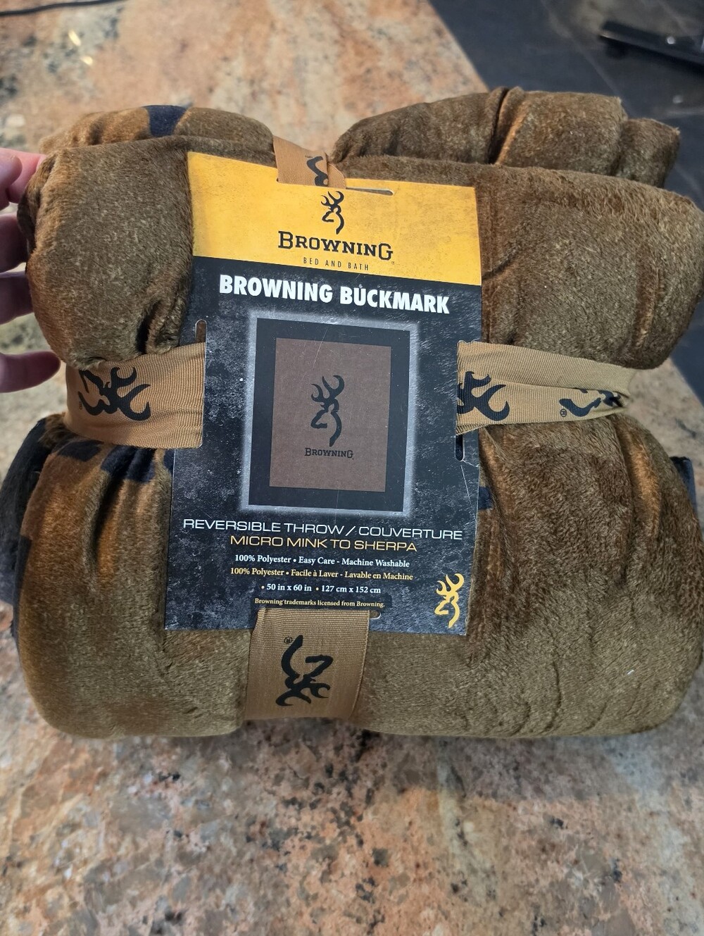 NWT Browning Buckmark Reversible Throw Blanket – Micro Mink to Sherpa 50" x 60"